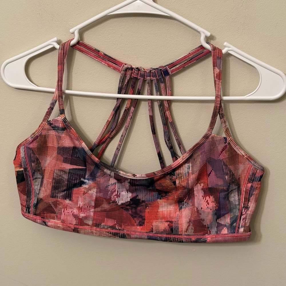 💗 Lululemon Lighten Up Sports Bra W/ Removable Pads Size 12